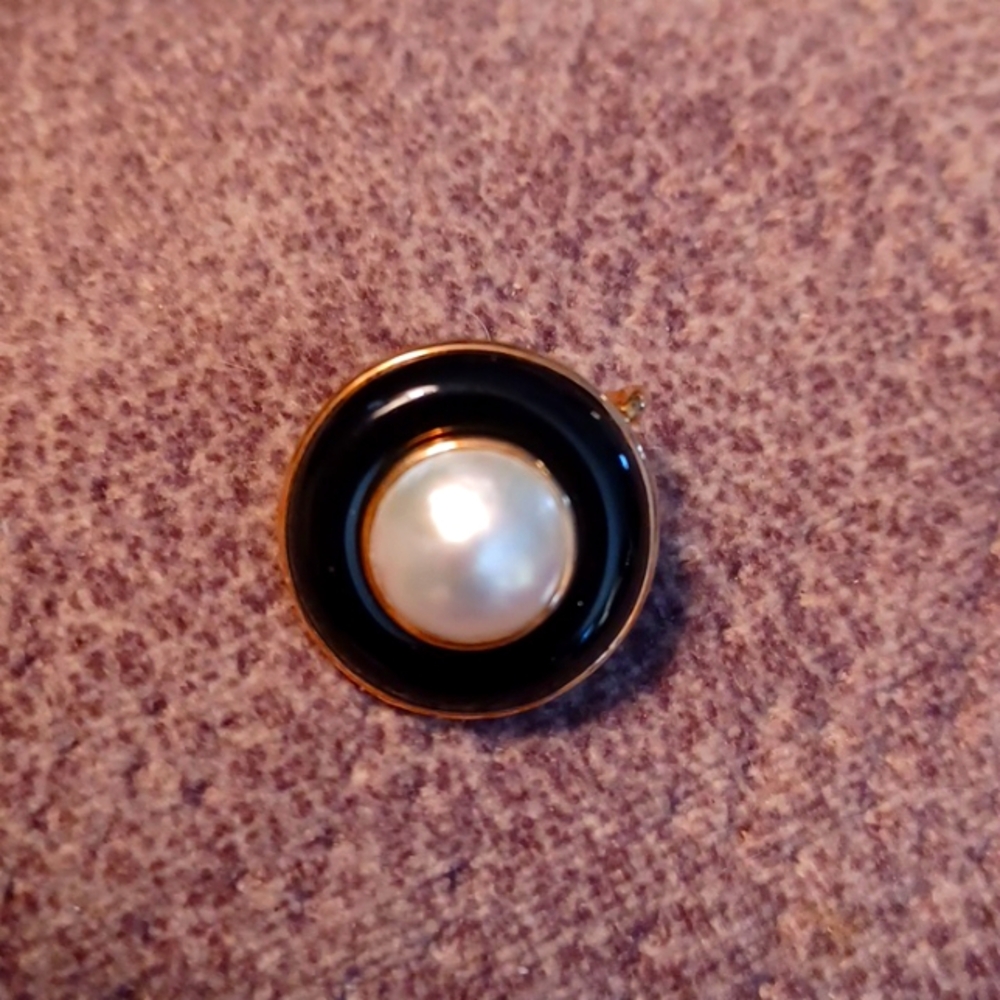 14kt Onyx Mabe Pearl Pendant